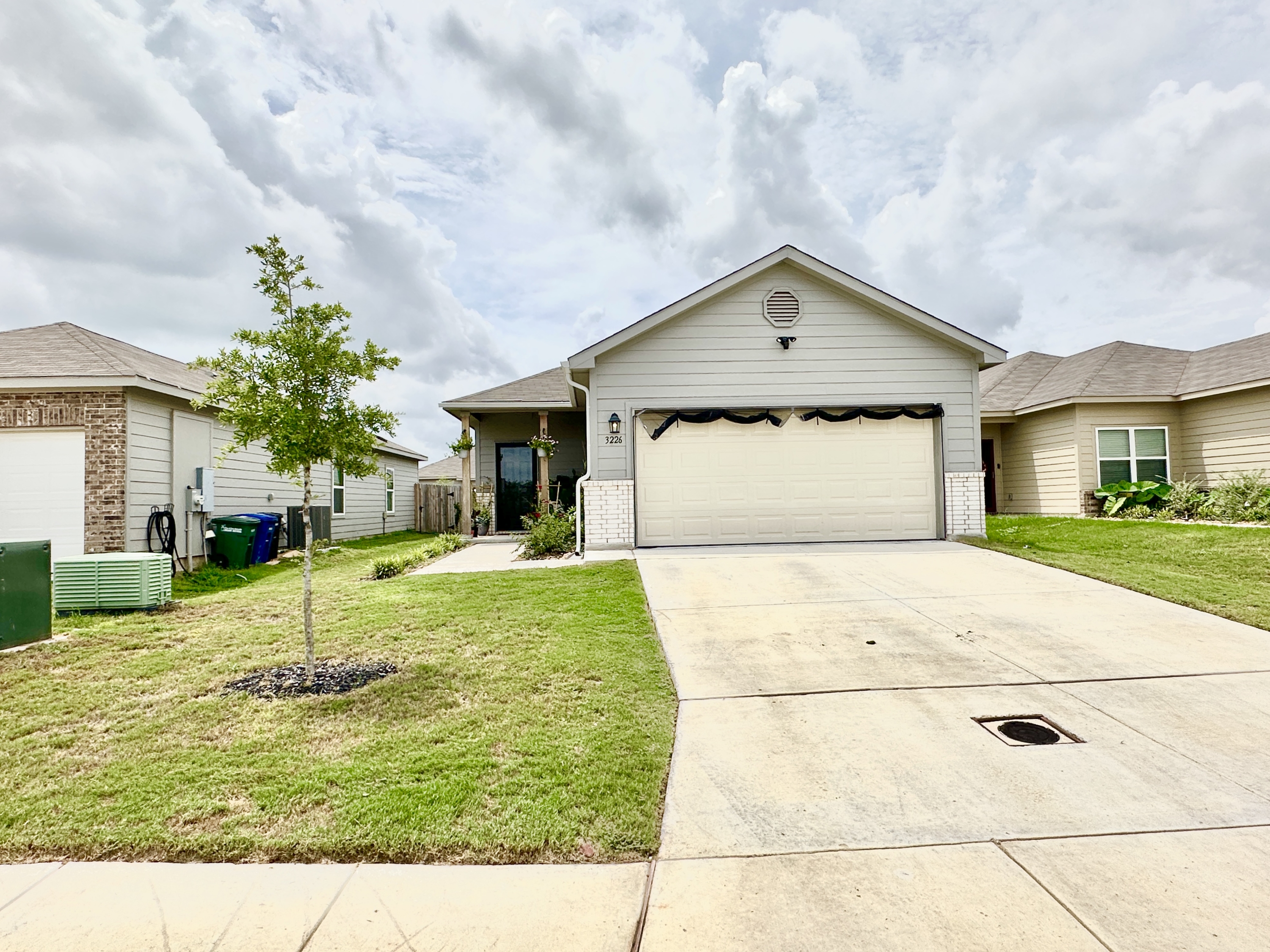3226 Farm Oak
